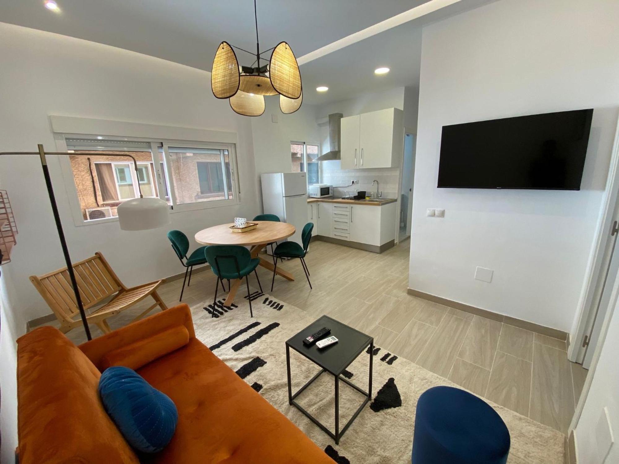 City Center And Beach Renovated Apartment Fuengirola Dış mekan fotoğraf